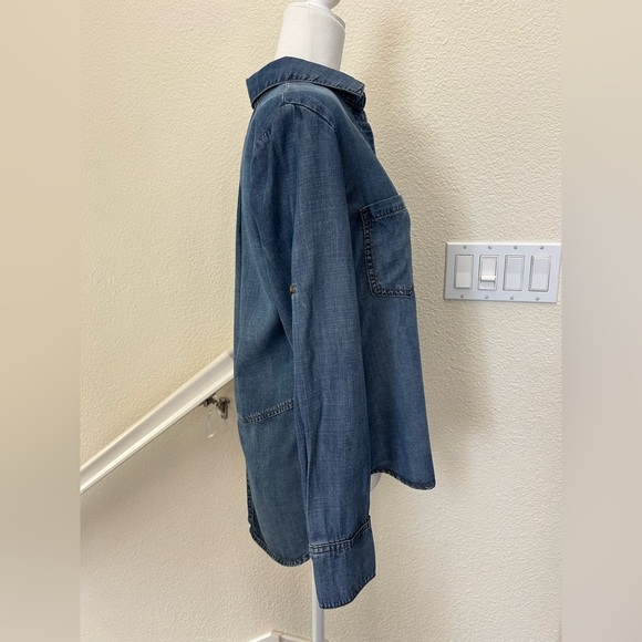 Cloth and Stone Denim Chambray Split Back Button Down Top Sz XS excellent cond - Picture 8 of 14